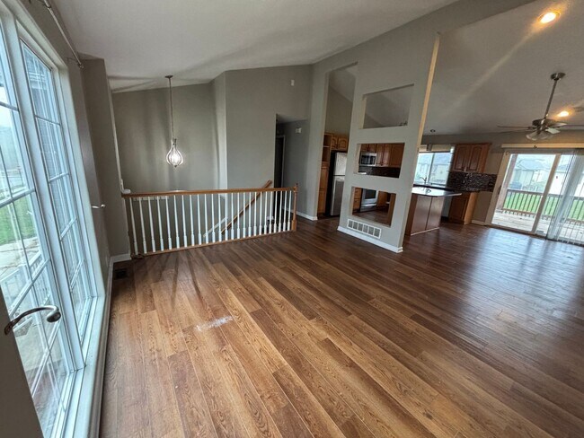 Building Photo - 6206 N 149th St