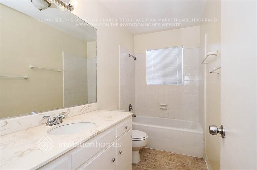 Building Photo - 35334 Mountain View St