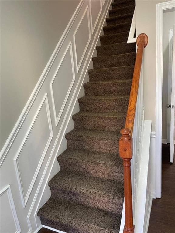 Building Photo - 3352 Chastain Gardens Dr NW