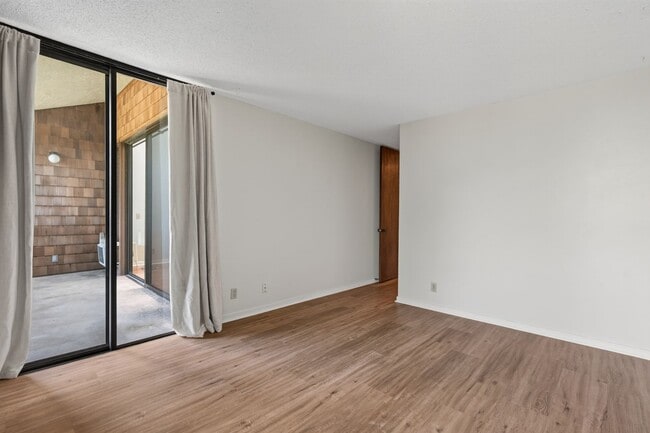 Building Photo - 1015 Aoloa Pl