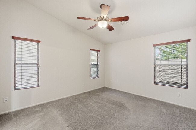 Building Photo - Single level home in Norterra on corner lot