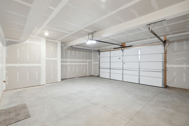 Building Photo - 2232 Eversull Ln