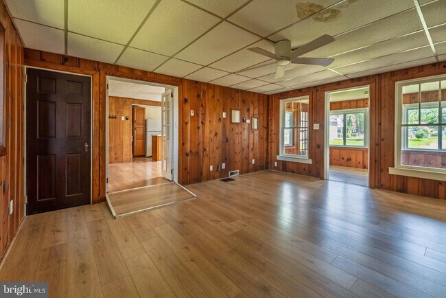 Building Photo - 425 Otsego St