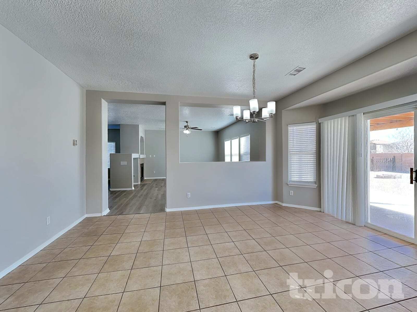 Building Photo - 5208 Clovis Ct NE