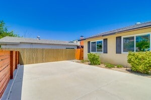 Building Photo - 9813 Medina Dr