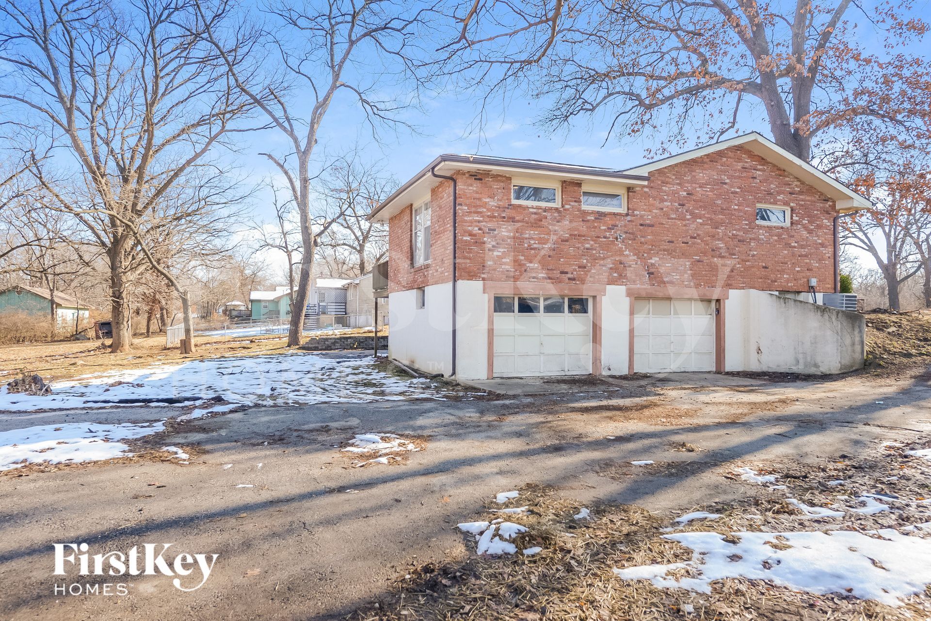 Building Photo - 7600 E 70th Terrace