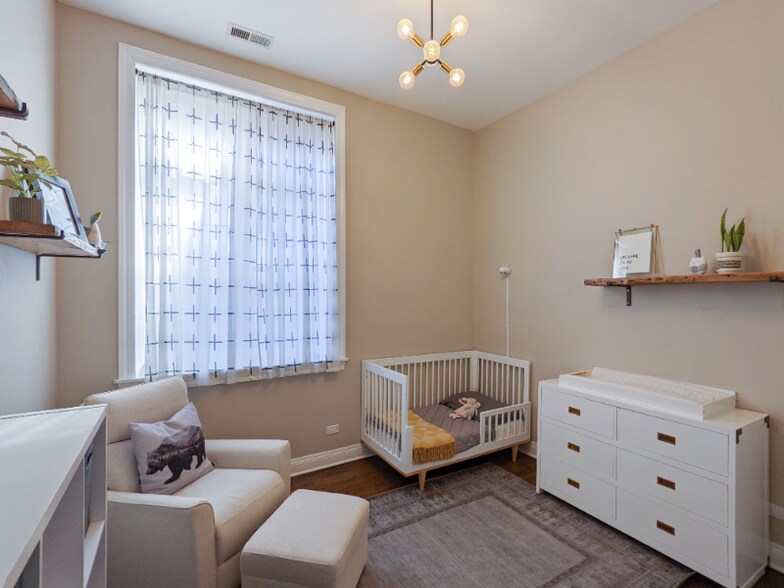 Building Photo - 1803 W Thomas St