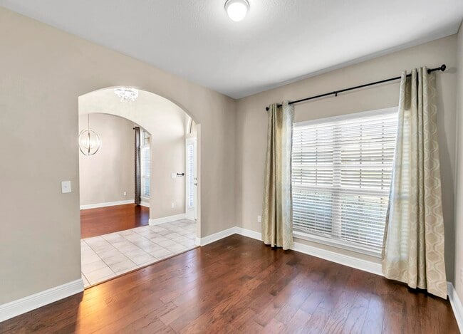 Building Photo - 3589 Autumn Woods Dr