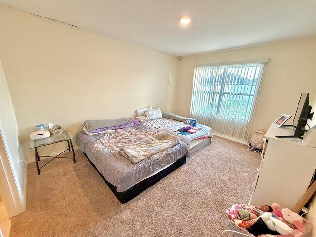 Building Photo - 3029 Country Club Cir