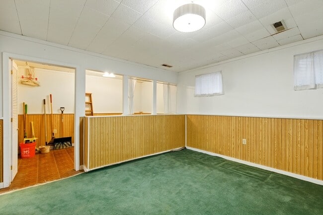 Building Photo - 9912 Whiskey Run