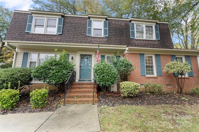 Primary Photo - 10917 Blue Heron Dr