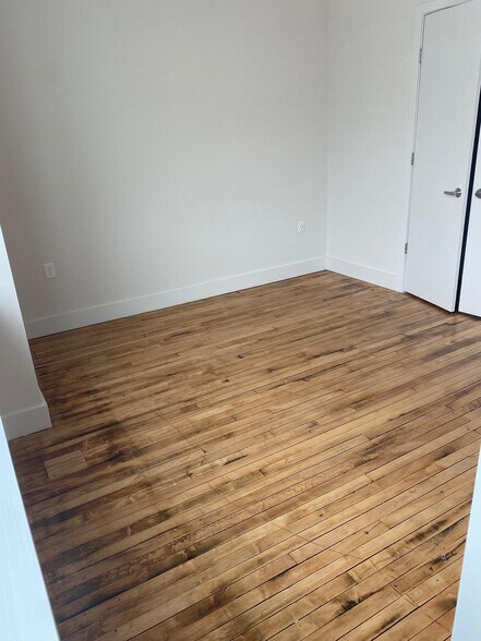 Building Photo - 200 Adams Ave