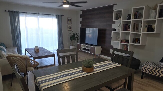 Building Photo - 31 Inlet Harbor Rd