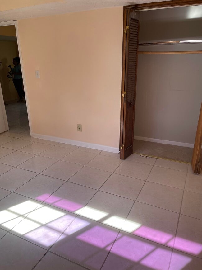 Building Photo - 152 Rountree Rd