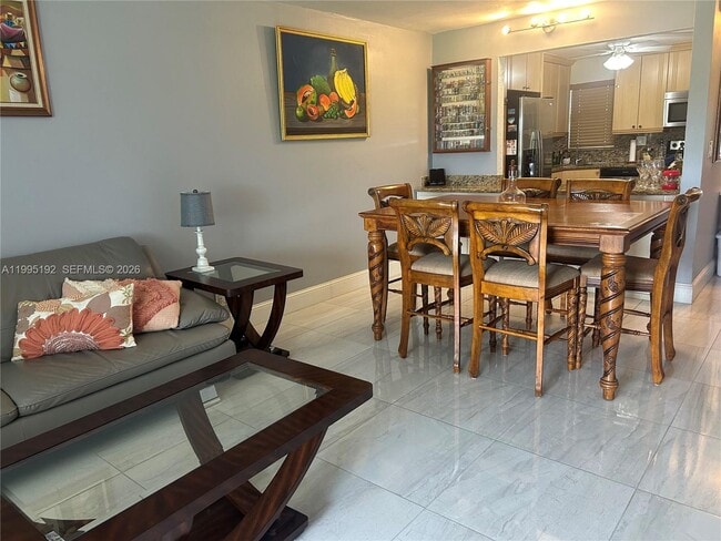 Building Photo - 8900 Washington St