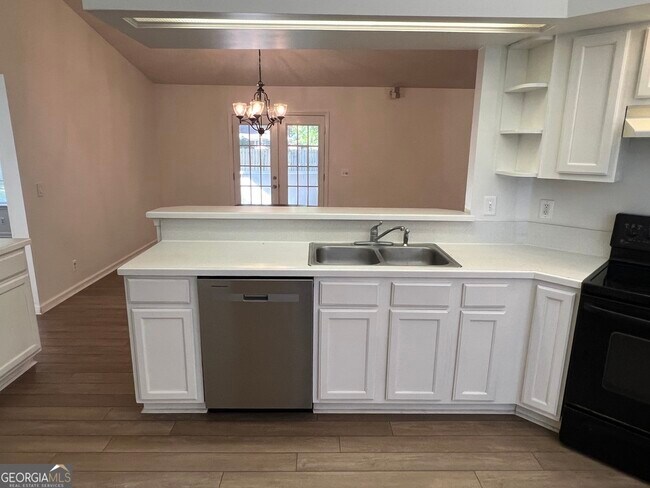 Building Photo - 308 Maggie Way