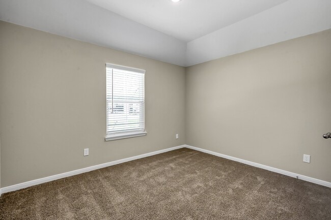 Building Photo - 811 Jefferson Ave