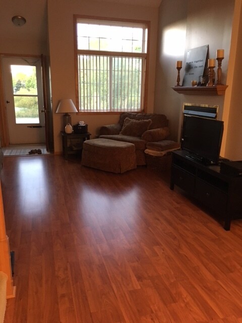 Building Photo - 485 Marshland Trl