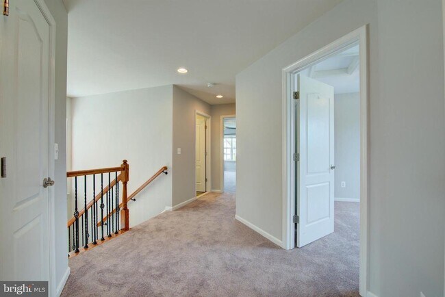 Building Photo - 13481 Arcadian Dr