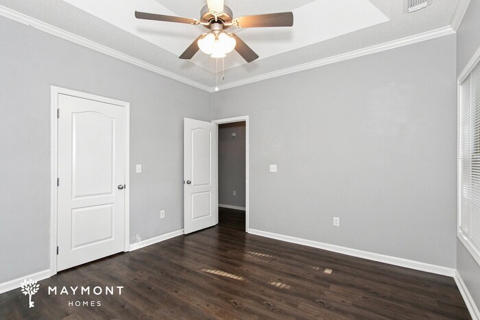 Building Photo - 1571 Spencer Dr