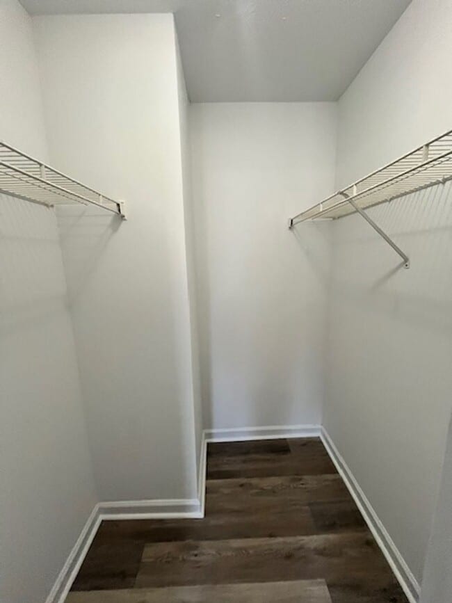 Building Photo - 820 Charles Ave