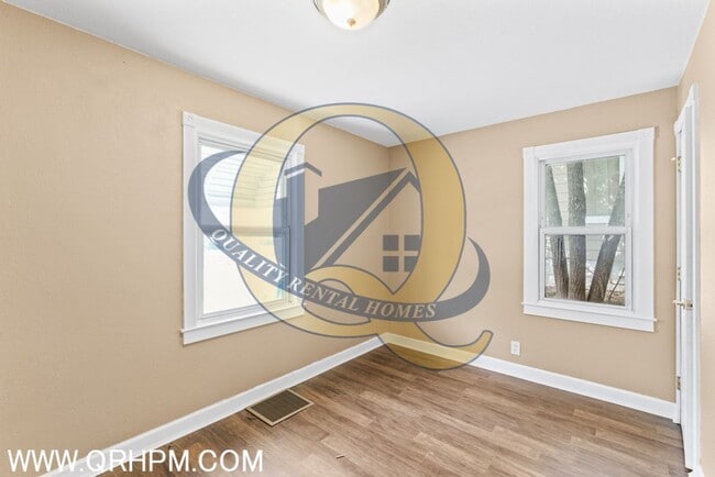 Building Photo - Available Now!!! Updated!