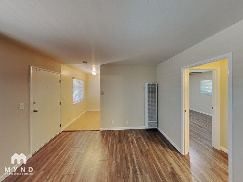 Building Photo - 2392 Sutter Ave