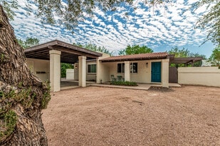 Building Photo - 117 W 10th St