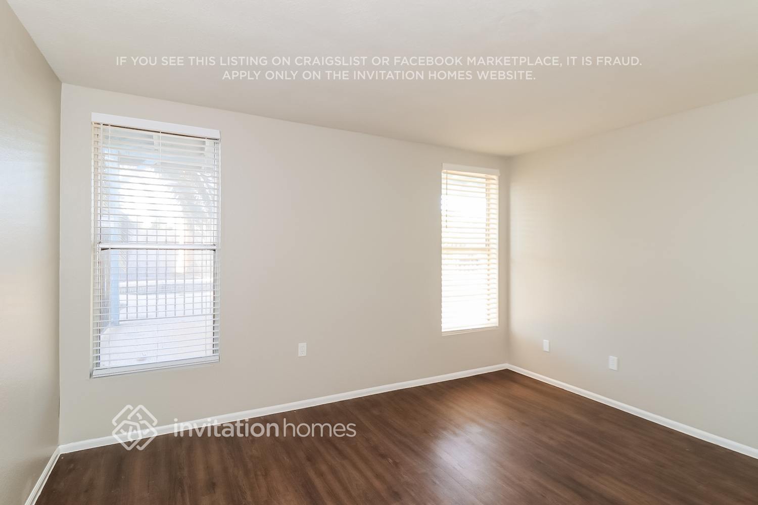 Building Photo - 1808 W Curry Dr
