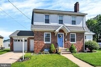 Building Photo - Single Family Home with Garage