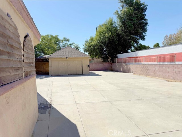 Building Photo - 13474 Hubbard St