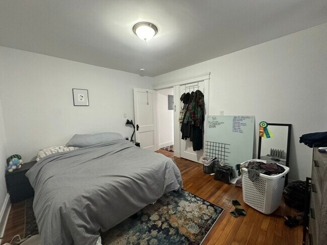 Building Photo - 103 Summer St