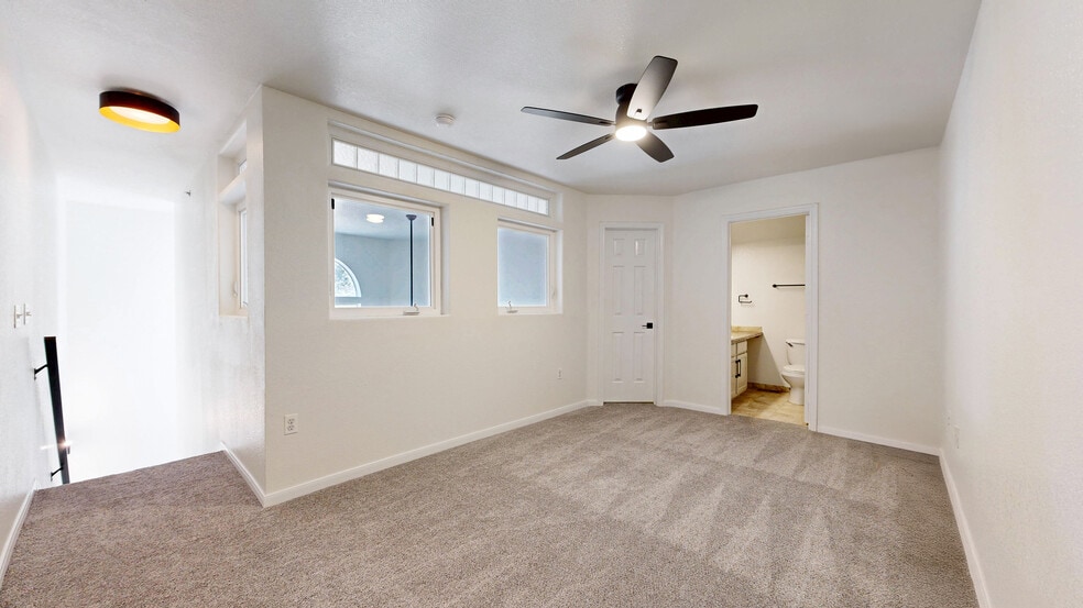 Loft/3rd Bedroom - 6021 Castlegate Dr W