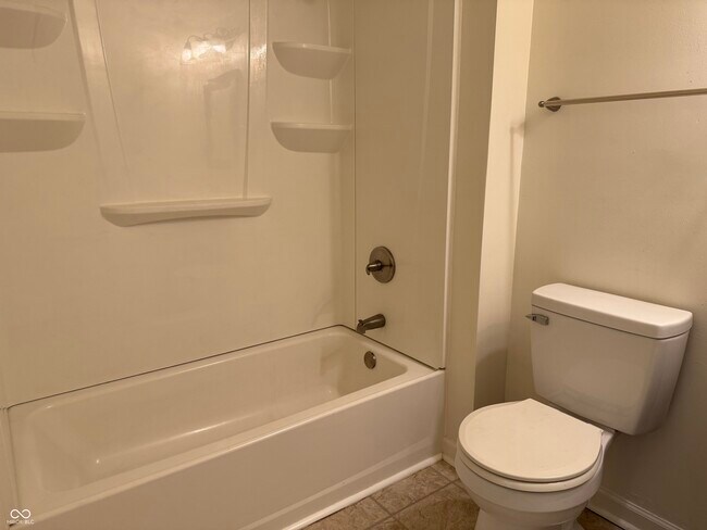 Building Photo - 7717 Cambridge Dr