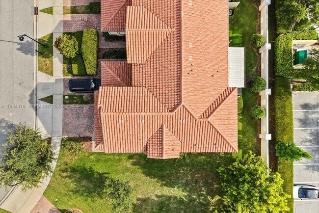 Building Photo - 9829 Winnington St