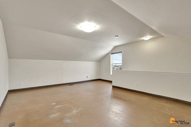 Building Photo - Spacious 2-Bedroom, 2-Bathroom Condo for R...