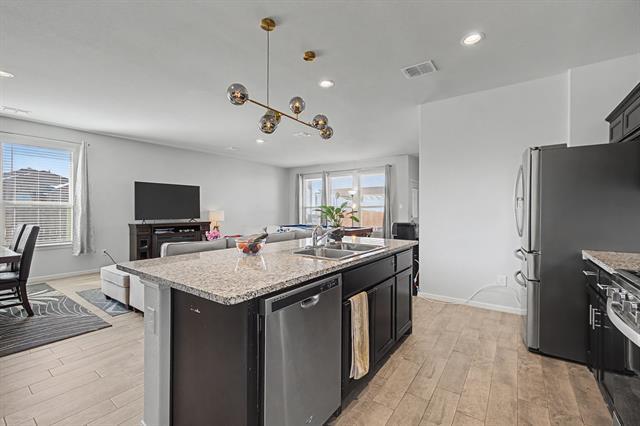 Building Photo - 8913 Oil Barron Ave