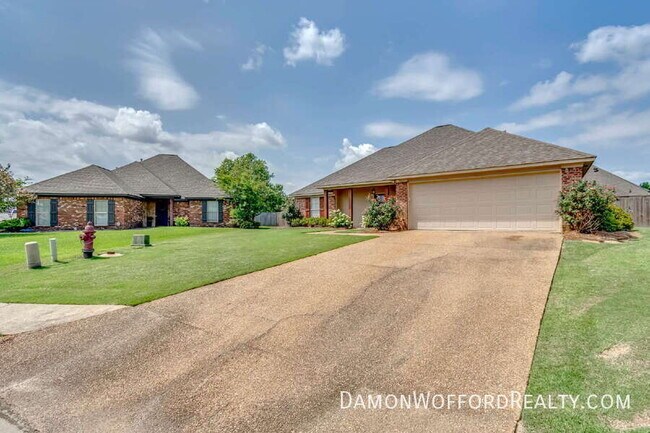 Building Photo - 107 Emery Drive