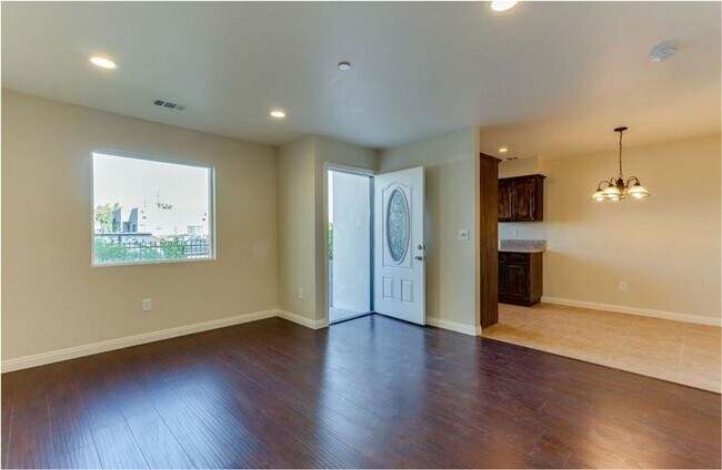 Building Photo - 88(1627)