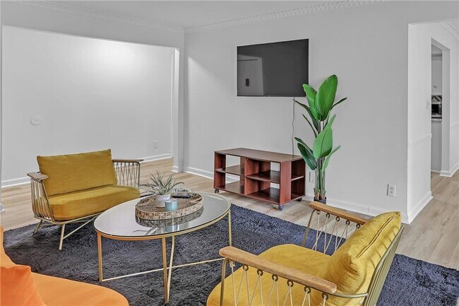 Building Photo - 2394 Lawrenceville Hwy