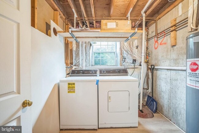 Building Photo - 1613 Fieldthorn Dr