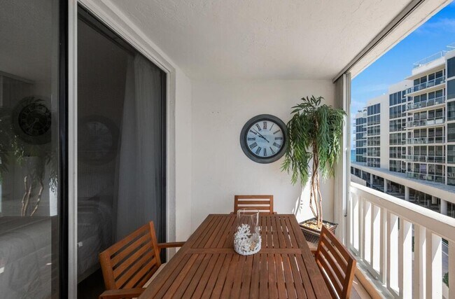 Building Photo - 3570 S Ocean Blvd