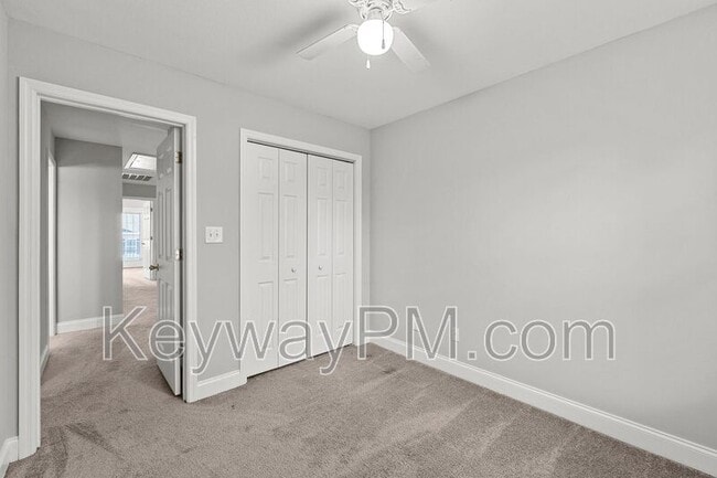 Building Photo - 2054 Reserve Ln