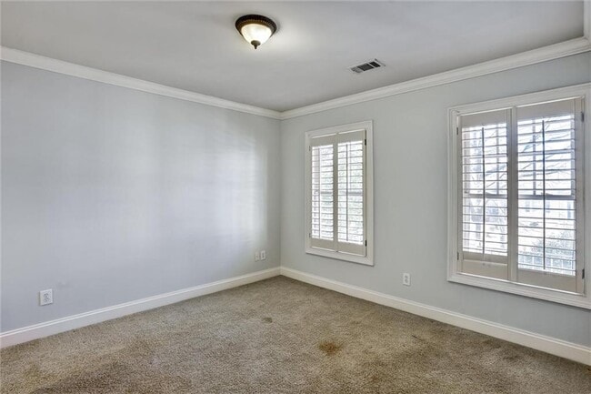 Building Photo - 1267 Francis St NW