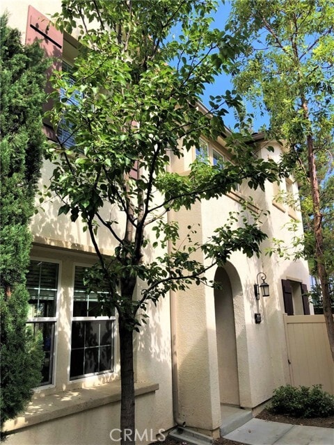 Building Photo - 2459 Bruin Pl