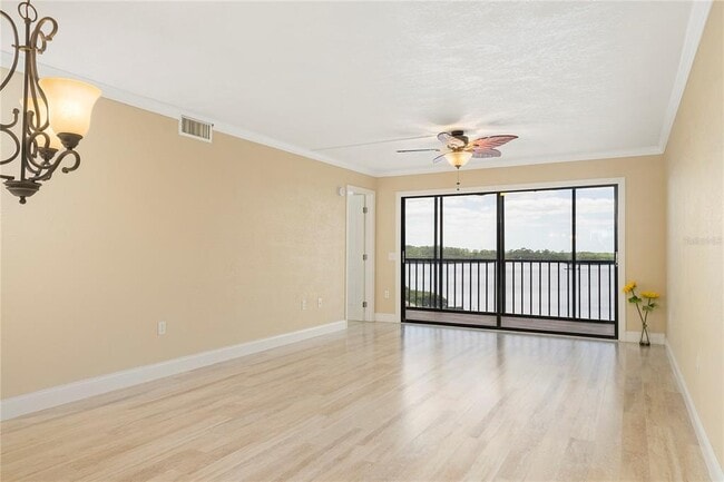 Building Photo - 4650 Bay Blvd
