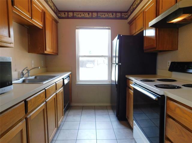 Building Photo - 404 Pace Dr