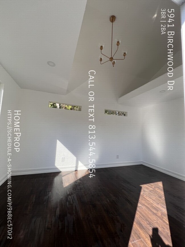 Building Photo - 5941 Birchwood Dr