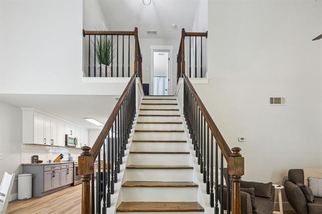 Building Photo - 2545 Forest Park Dr