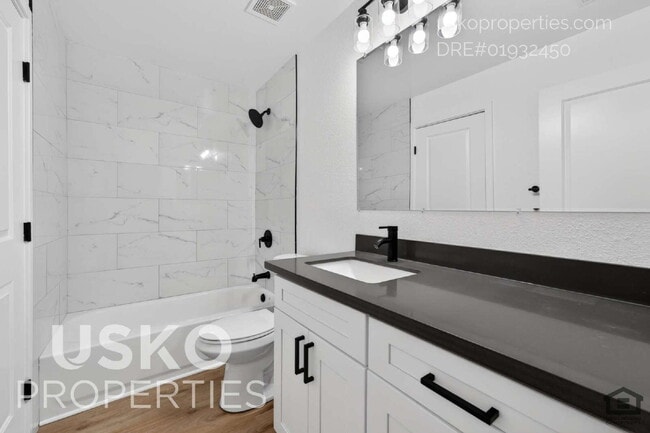 Building Photo - "Charming 2-Bed Duplex in Rancho Cordova – 1,110 Sq Ft of Comfort!"